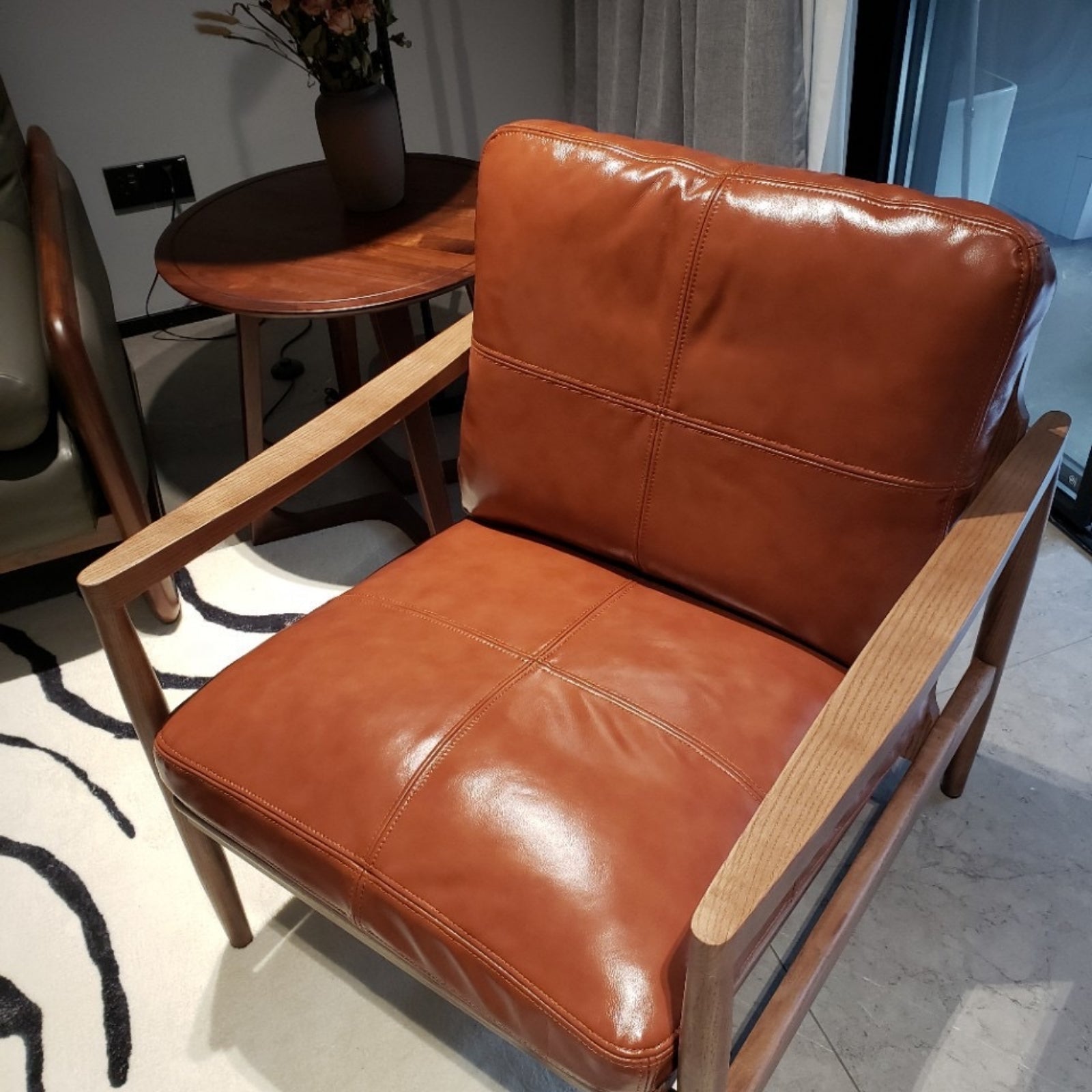 Furnipuzzle Scandinavian Lounge Chair - Dark Wood/Brown Vegan Leather