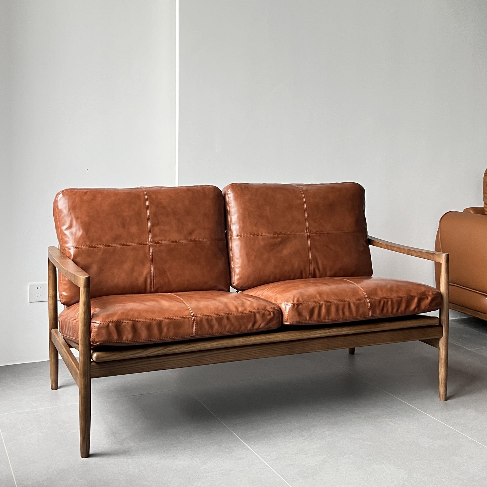 #Size_Synthetic leather