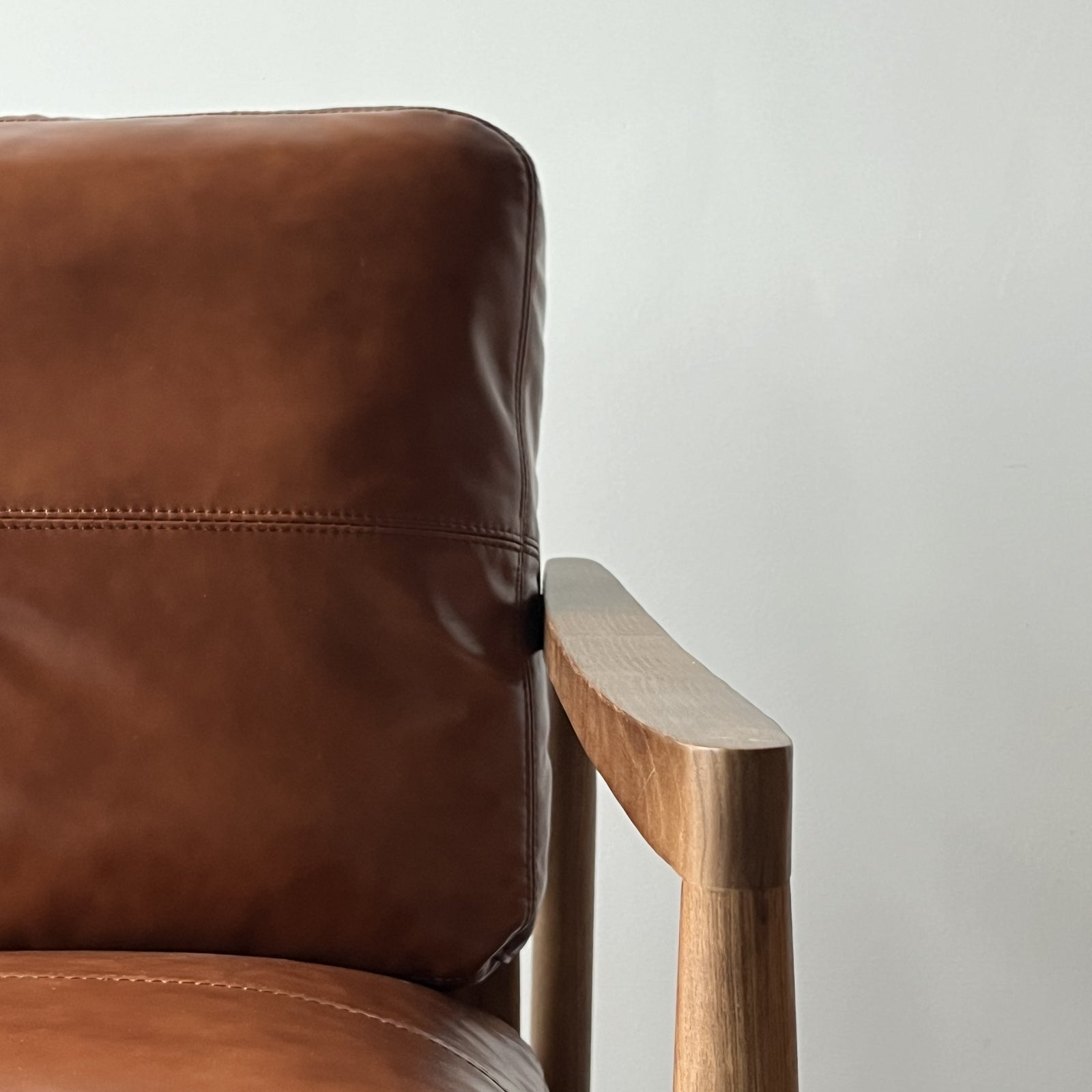 #Size_Synthetic leather