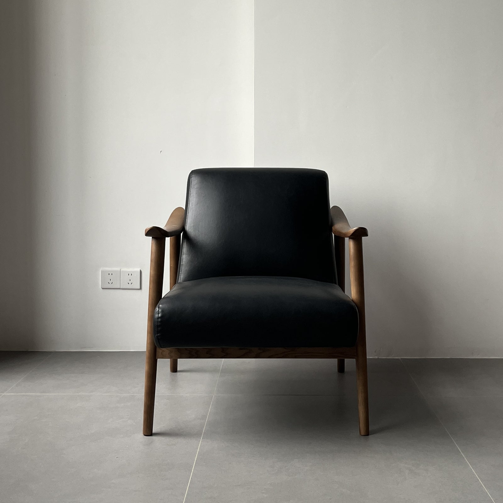 #Size_Synthetic leather