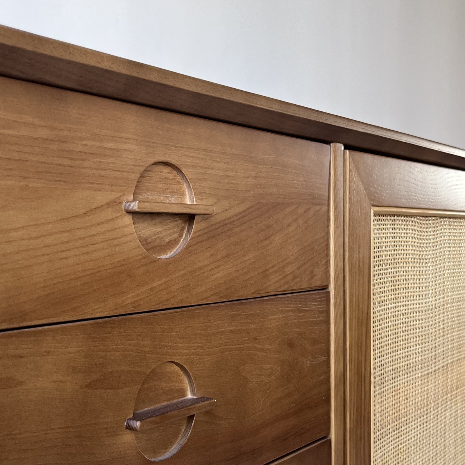 Furnipuzzle Scandinavian White Ash Wood Sideboard - Assemble-Ready Minimalist Design for Living Room and Apartment Use